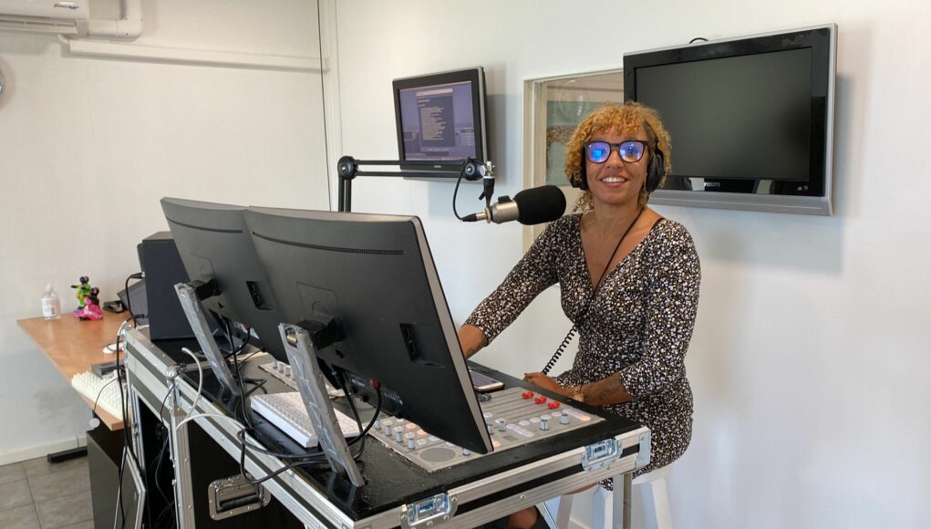 Lokatiestudio voor Paradise FM op Bonaire